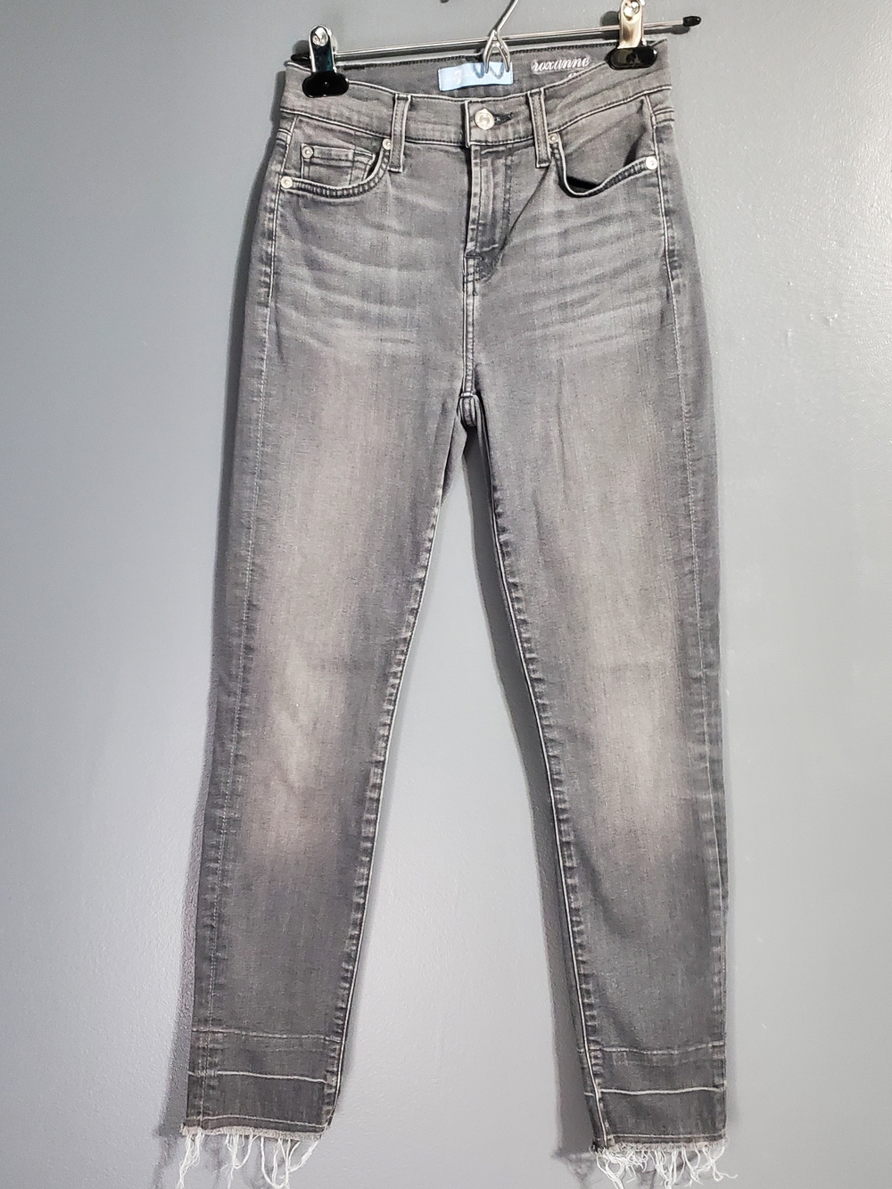 7 For All Mankind Roxanne Ankle Gray High-Rise Skinny Jeans Frayed Hem Size 23